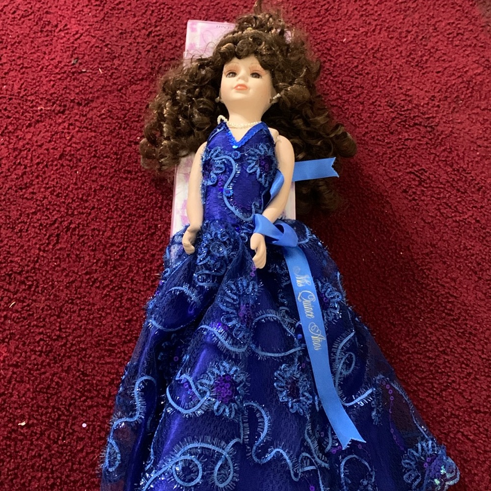 quinceañera doll